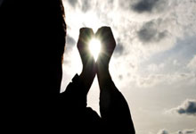 要爆冷？德国杯半决赛，德丙队比勒菲尔德上半场2-1领先勒沃库森.